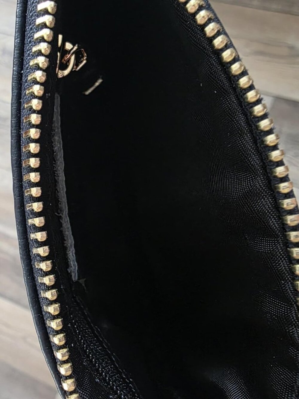 Pom Pom London Black Full Grain Leather Zip Coin Purse Wallet NWT - Picture 10 of 10